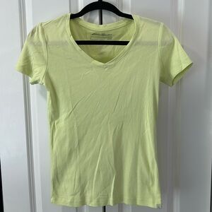 Eddie Bauer V-Neck T-Shirt, Size Small, LIKE NEW CONDITION